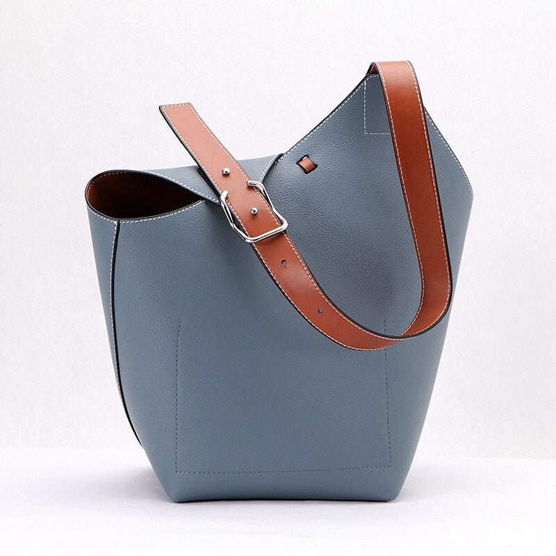 Free Gift 2022 Trend Women Brand Shoulder Bags 100% Genuine Leather Female Fashion Designer Shopper Tote Handbags Bucket Purses