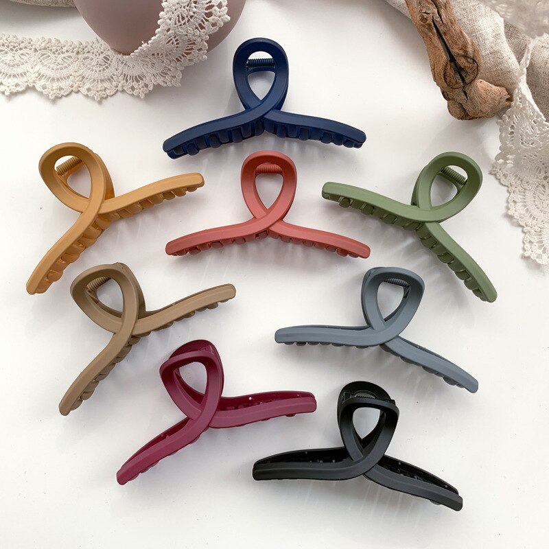 Geometric Hair Claws for women girls Hair Clips Hairpins Ladies Ponytail Clips Makeup Styling Tools Headwear Hair Accessories