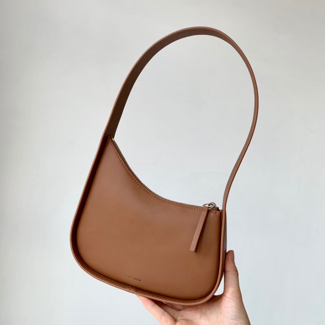 New Ladies First Layer Cowhide New Leather Moon-shaped Ladies Handbag Top Layer Cowhide Underarm Mini Bag