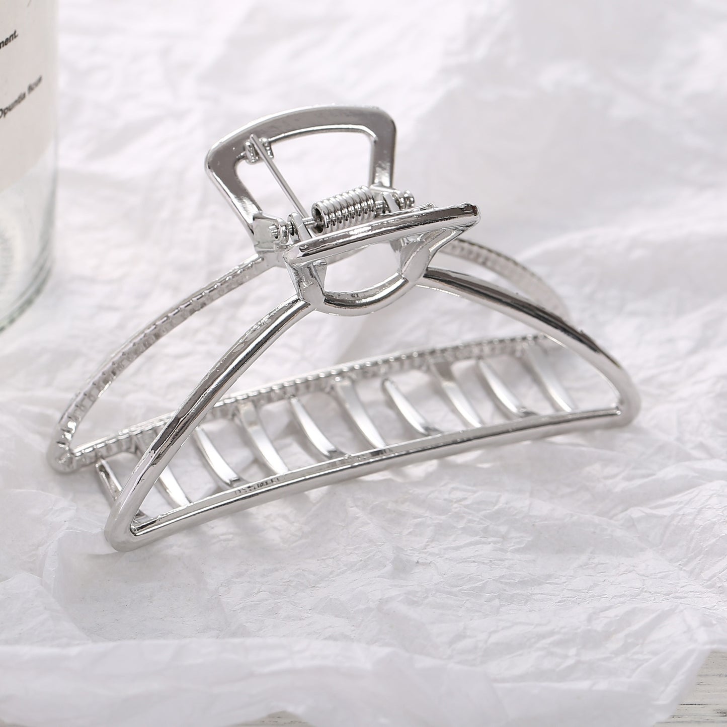 Women Girls Geometric Hair Claw Clamps Metal Hair Crab Moon Shape Hair Claw Clip Solid Color Hairpin Large Size Hair Accessories