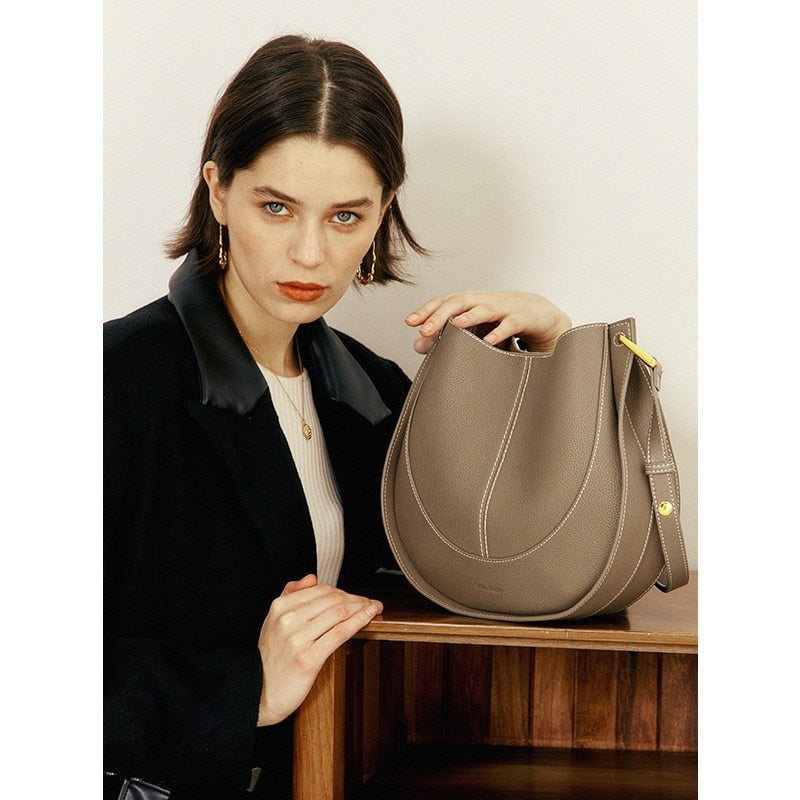 Genuine Leather Women's Shoulder Bags Fashion Retro All-match Classical Saddle Bucket Bag High-end Crossbody Handbag for Ladies