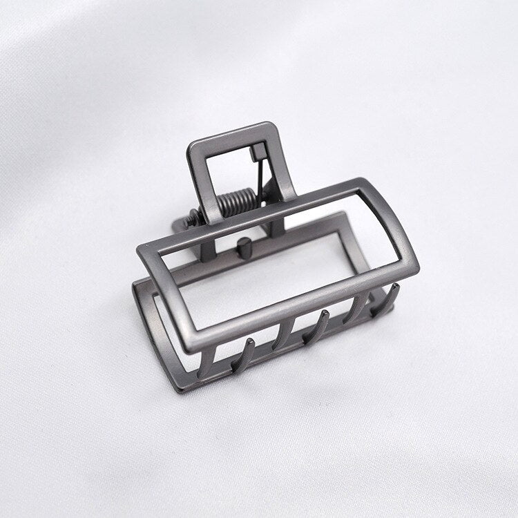 Women Girls Geometric Hair Claw Clamps Metal Hair Crab Moon Shape Hair Claw Clip Solid Color Hairpin Large Size Hair Accessories