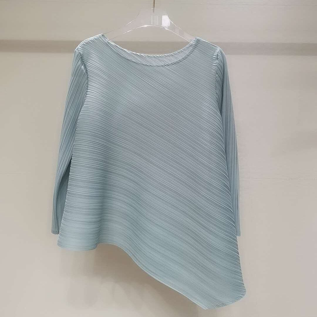 Irregular T-shirts For Women Round Neck Loose Three Quarter Sleeves Pleated Shirt 2023 Summer Female Fashion Top