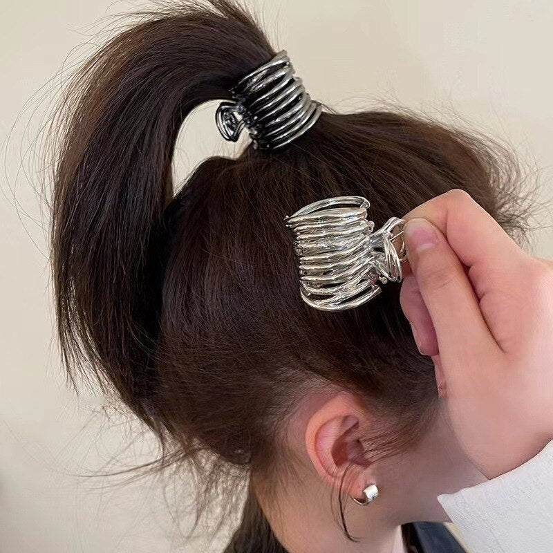 High Ponytail Clip for Women Fashion Metal Hair Claw Girls Clamps Girl Fixed Hairpin Claw Clip Hair accessories Headwear