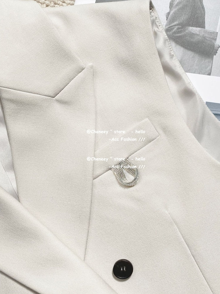 Women's Jacket white sleeveless