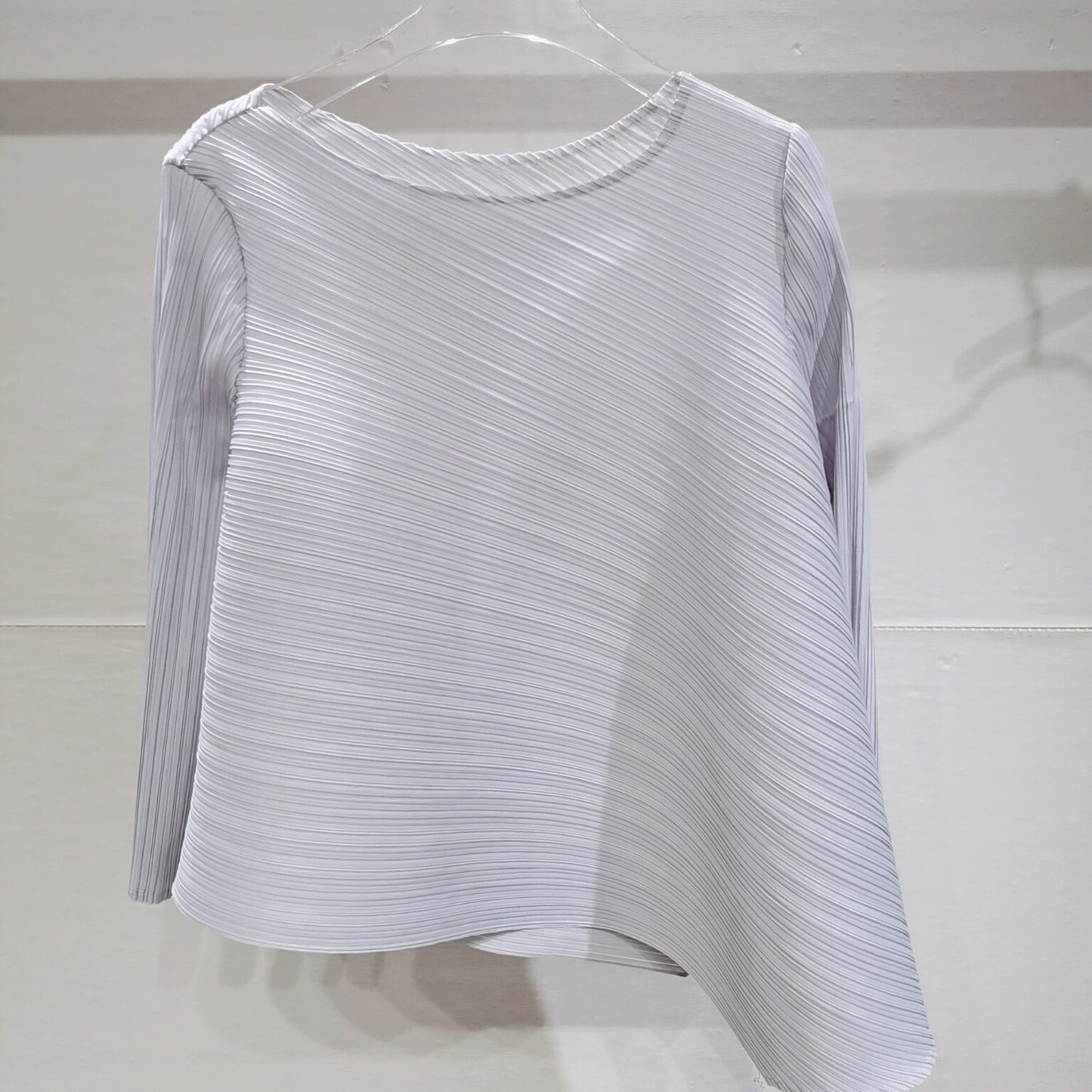 Irregular T-shirts For Women Round Neck Loose Three Quarter Sleeves Pleated Shirt 2023 Summer Female Fashion Top