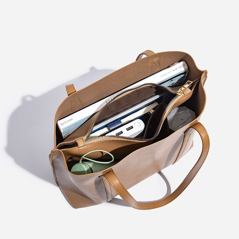 Female Bag 2023 New Fashion Senior Sense Luxury Tote Bag Large Capacity Simple Commuting Summer Shoulder Bag
