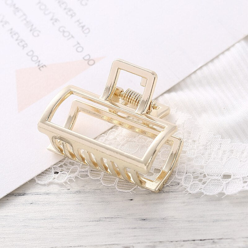 Women Girls Geometric Hair Claw Clamps Metal Hair Crab Moon Shape Hair Claw Clip Solid Color Hairpin Large Size Hair Accessories