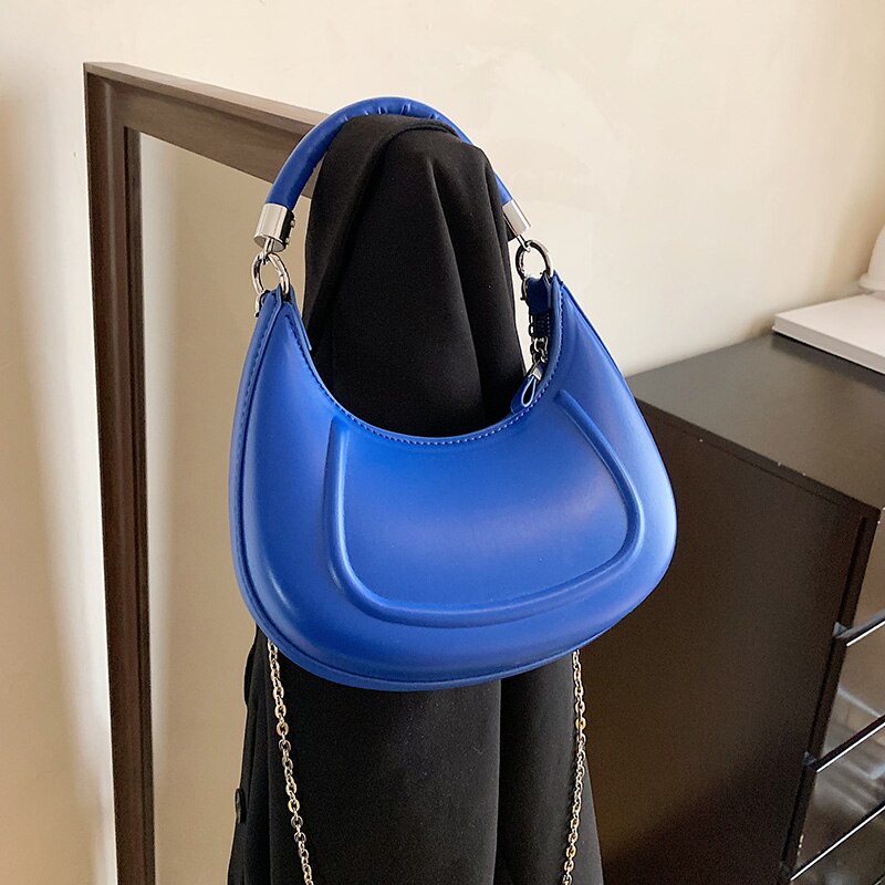 Simple Women's Shoulder Bags Crescent Chain Handbags Luxury Designer Messenger Bag of Summer Brand Female Bag Fashionable Purses