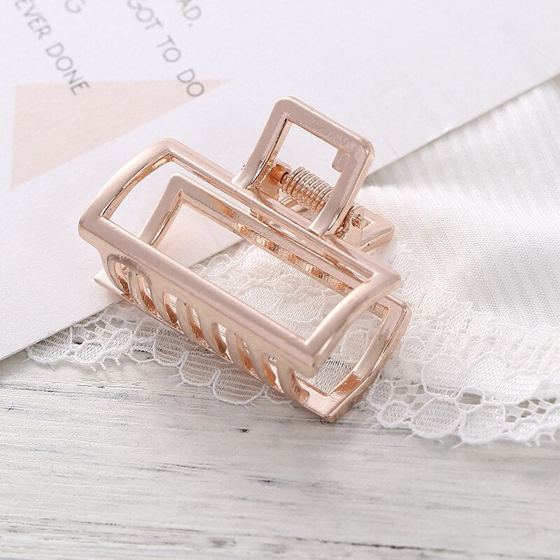 Women Girls Geometric Hair Claw Clamps Metal Hair Crab Moon Shape Hair Claw Clip Solid Color Hairpin Large Size Hair Accessories