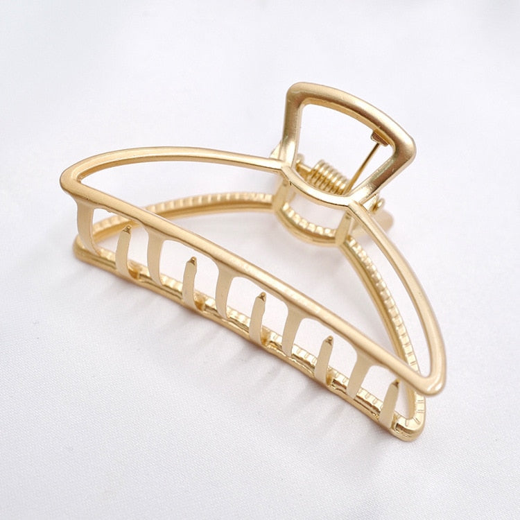 Women Girls Geometric Hair Claw Clamps Metal Hair Crab Moon Shape Hair Claw Clip Solid Color Hairpin Large Size Hair Accessories