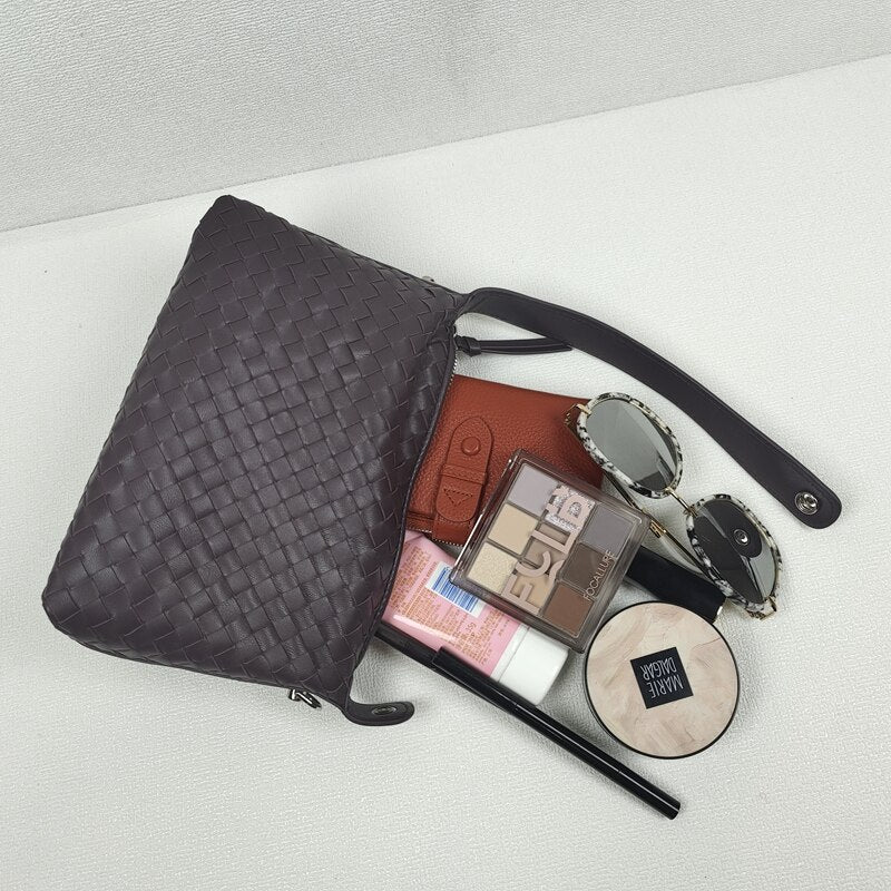 Genuine Lampskin Weaving Mini Hobo Handbag Ladies Cute Dumpling Shape Sheepskin Crossbody Bag Sheep Leather Shoulder handbags