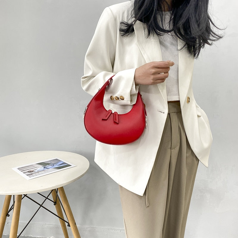 Fashionable Pu Leather Crescent Bag for Women Round Shoulder Bag 2023 Designer New Pure Bag